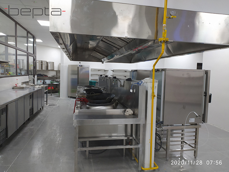Hệ thống bếp công nghiệp gồm những thiết bị gì?